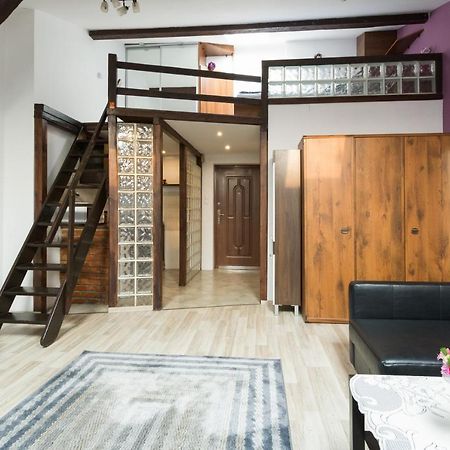 Gorgeous Loft In Perfect Location! Daire Krakow Dış mekan fotoğraf